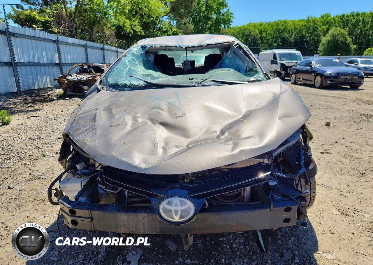 2017 Toyota Corolla Le VIN:2T1BURHE0HC830836 - 5