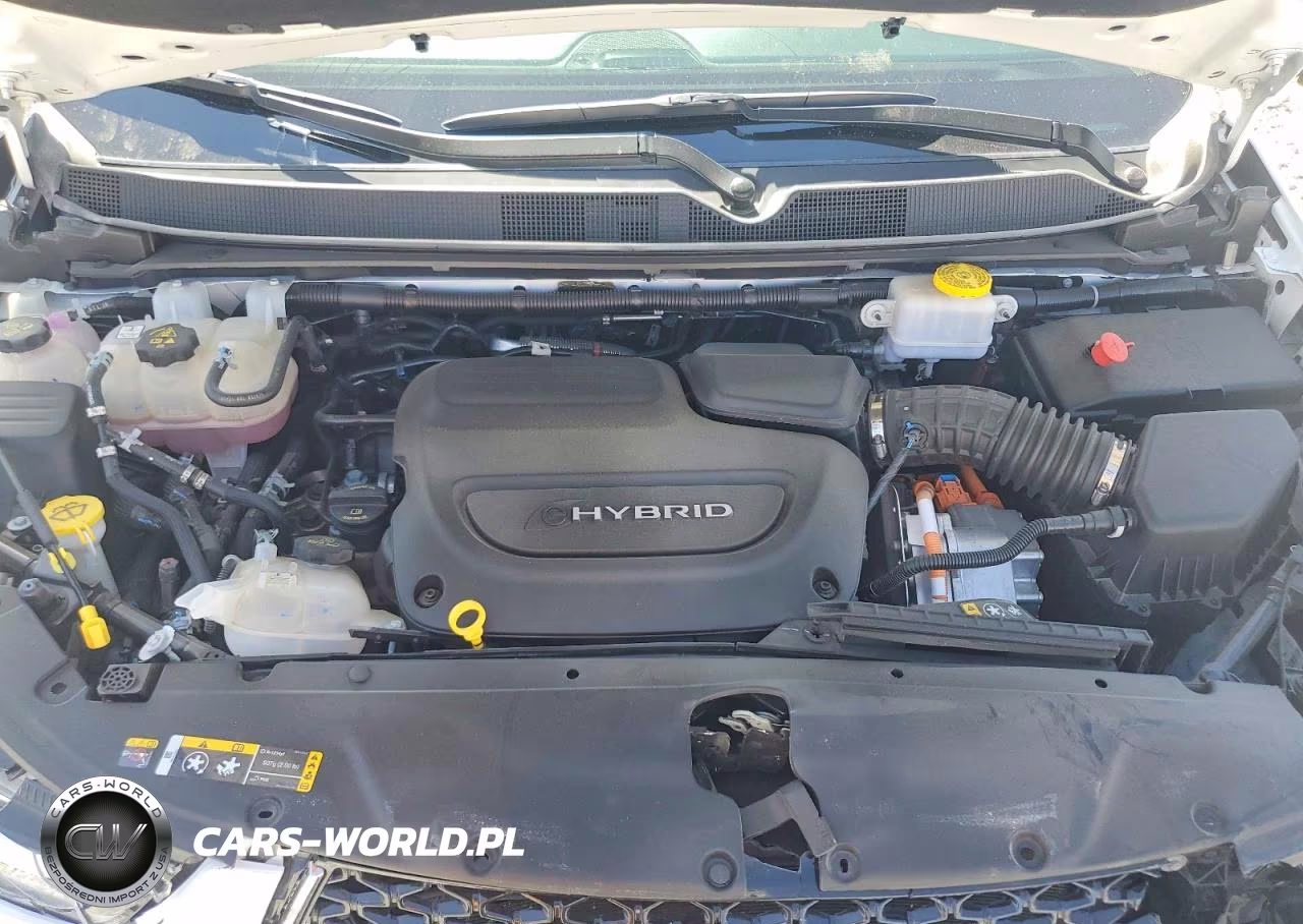 2023 Chrysler Pacifica Hybrid Pinnacle VIN:2C4RC1S77PR500445 - 12