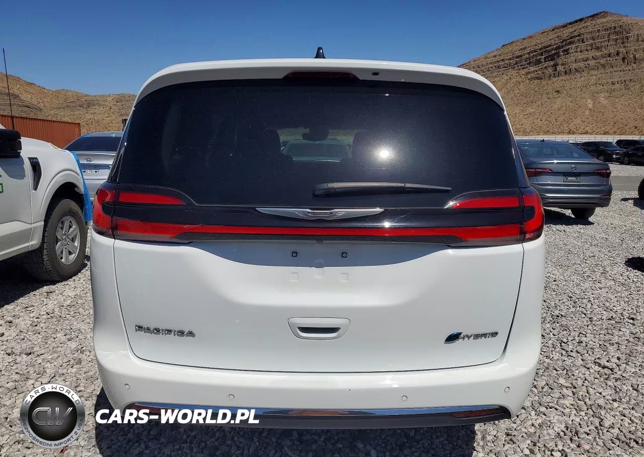 2023 Chrysler Pacifica Hybrid Pinnacle VIN:2C4RC1S77PR500445 - 6