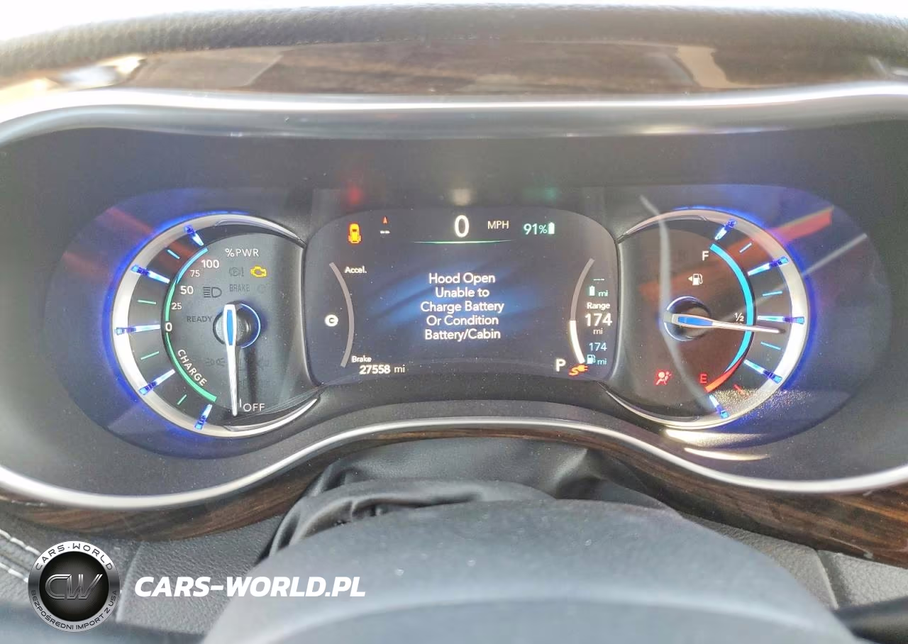 2023 Chrysler Pacifica Hybrid Pinnacle VIN:2C4RC1S77PR500445 - 9