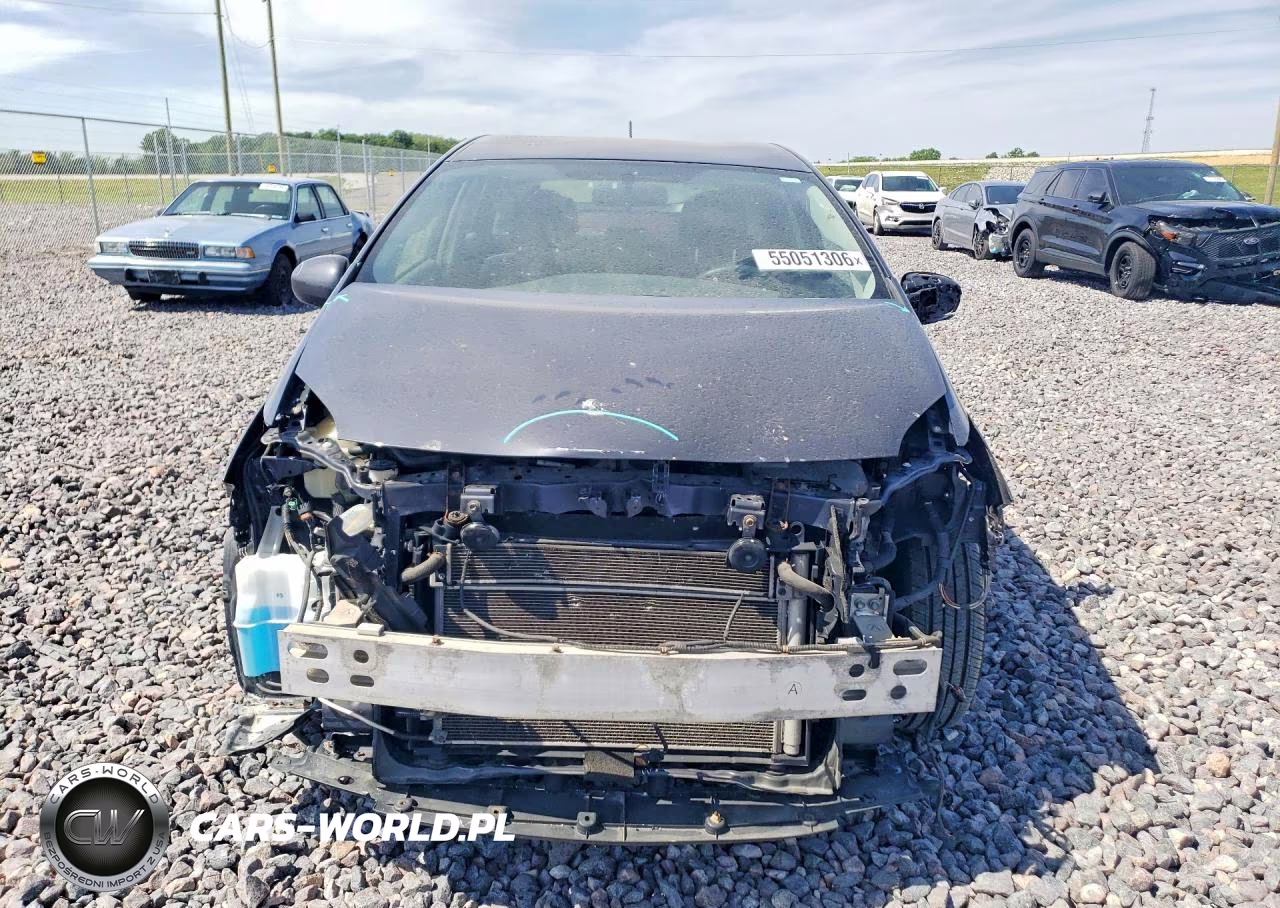 2011 Toyota Prius Two VIN:JTDKN3DUXB1373150 - 5