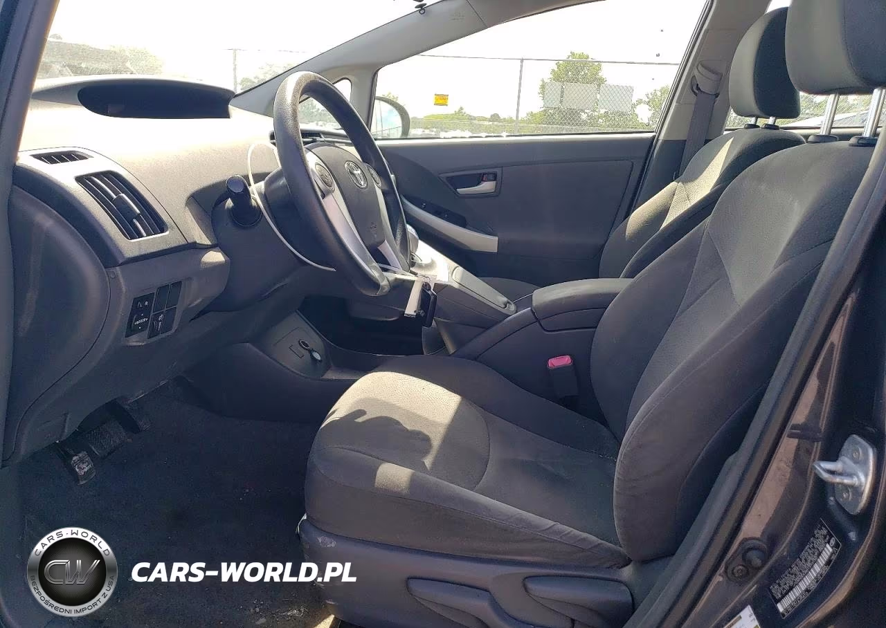 2011 Toyota Prius Two VIN:JTDKN3DUXB1373150 - 7