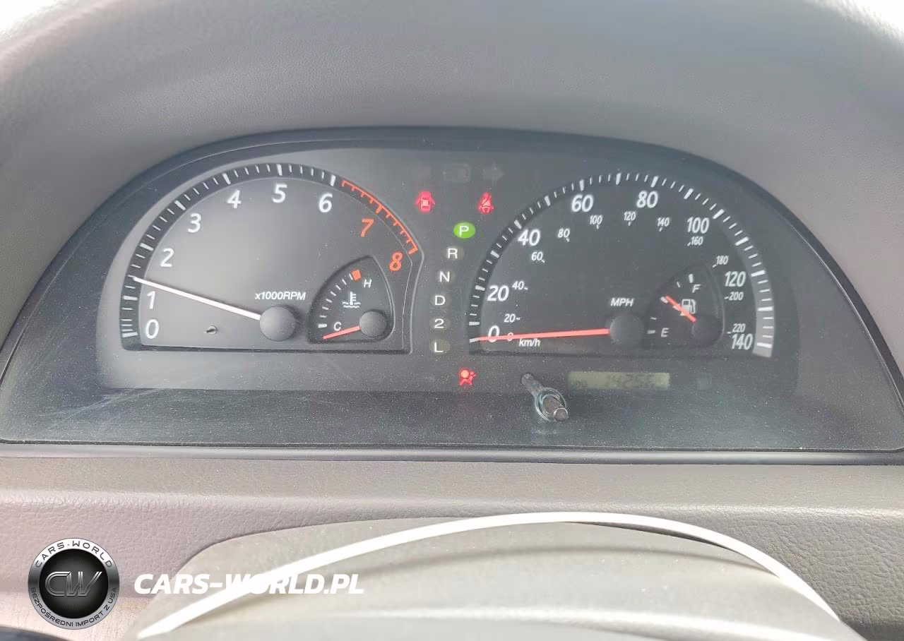 2003 Toyota Camry Xle VIN:JTDBE32K530154637 - 9