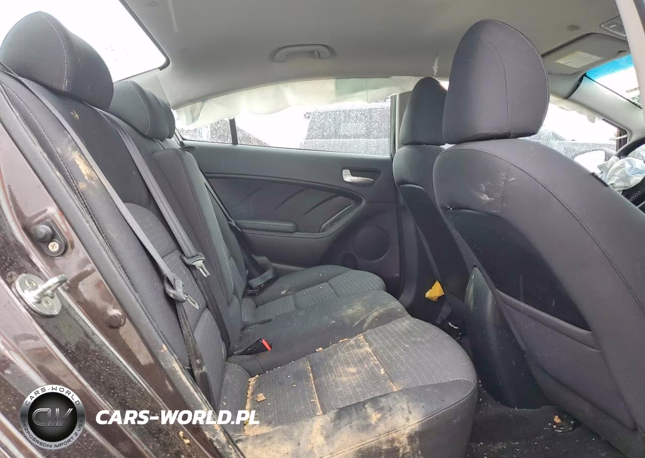 2018 Kia Forte Lx VIN:3KPFL4A75JE217377 - 10
