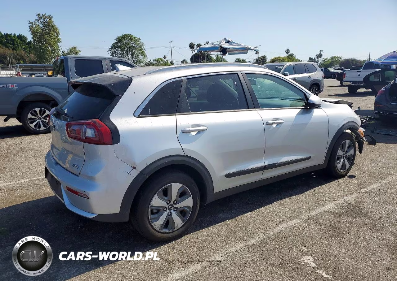 2019 Kia Niro Lx VIN:KNDCB3LCXK5301413 - 3