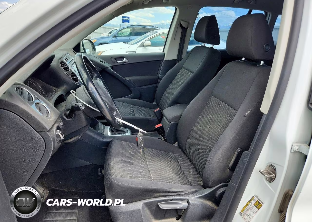 2015 Volkswagen Tiguan S VIN:WVGAV7AX1FW615605 - 7