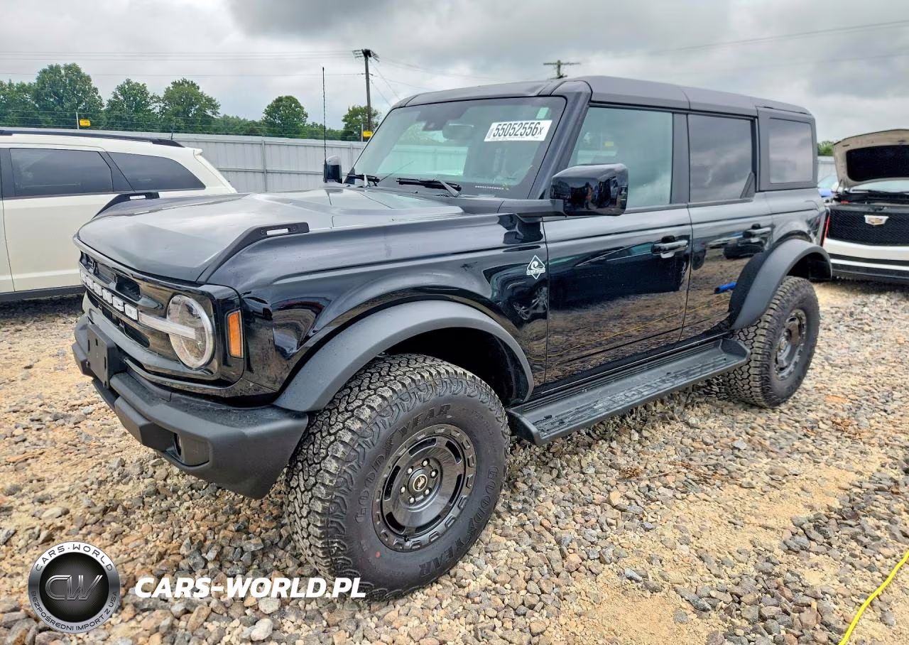 2025 Ford Bronco Outer Banks – zdjęcie 1 z 12