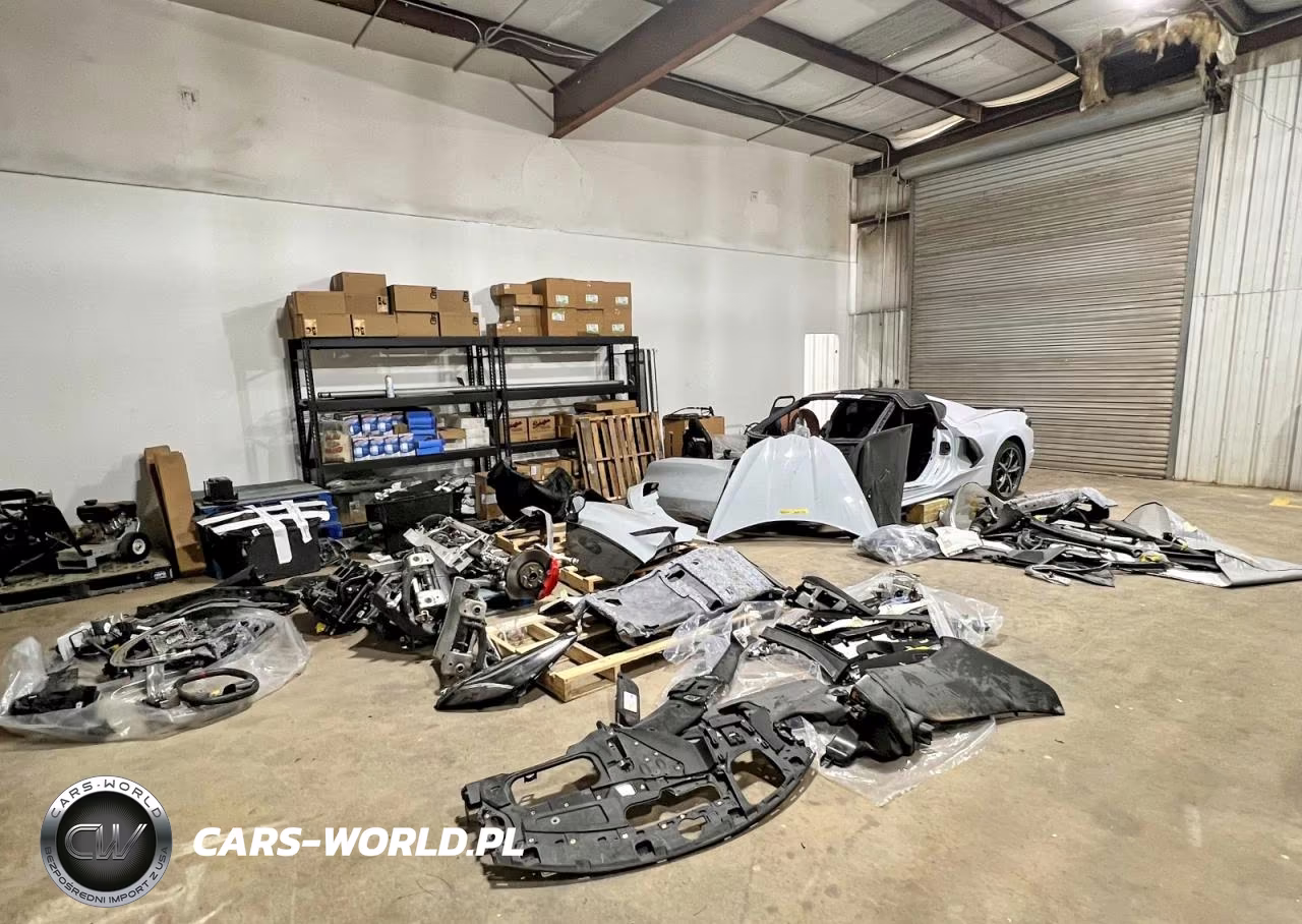 2020 Chevrolet Corvette Stingray 3Lt VIN:1G1Y82D46L5112015 - 12