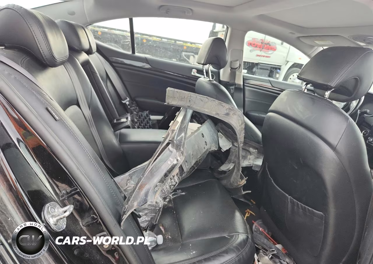 2015 Kia Cadenza Premium VIN:KNALN4D73F5170617 - 10