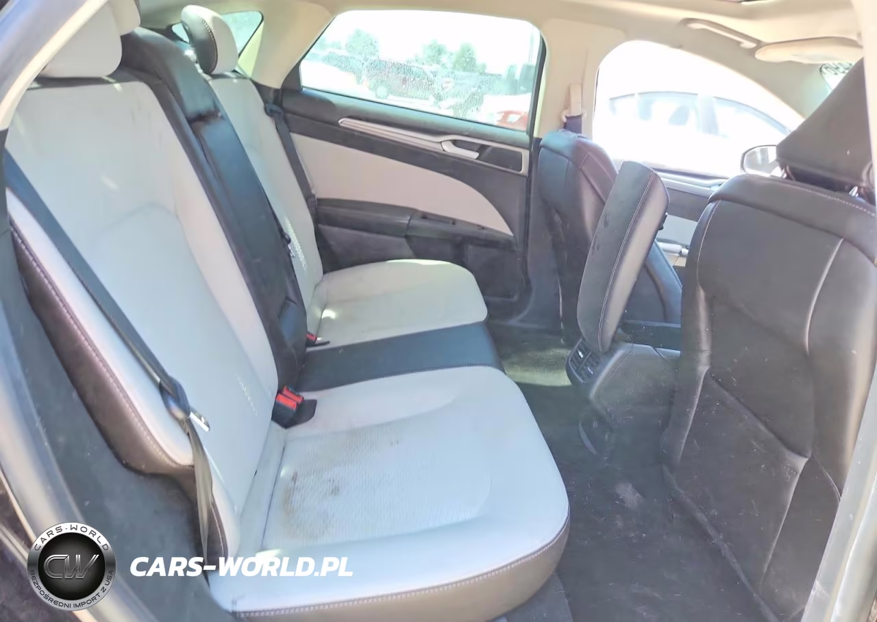 2020 Ford Fusion Se VIN:3FA6P0HD7LR155331 - 10