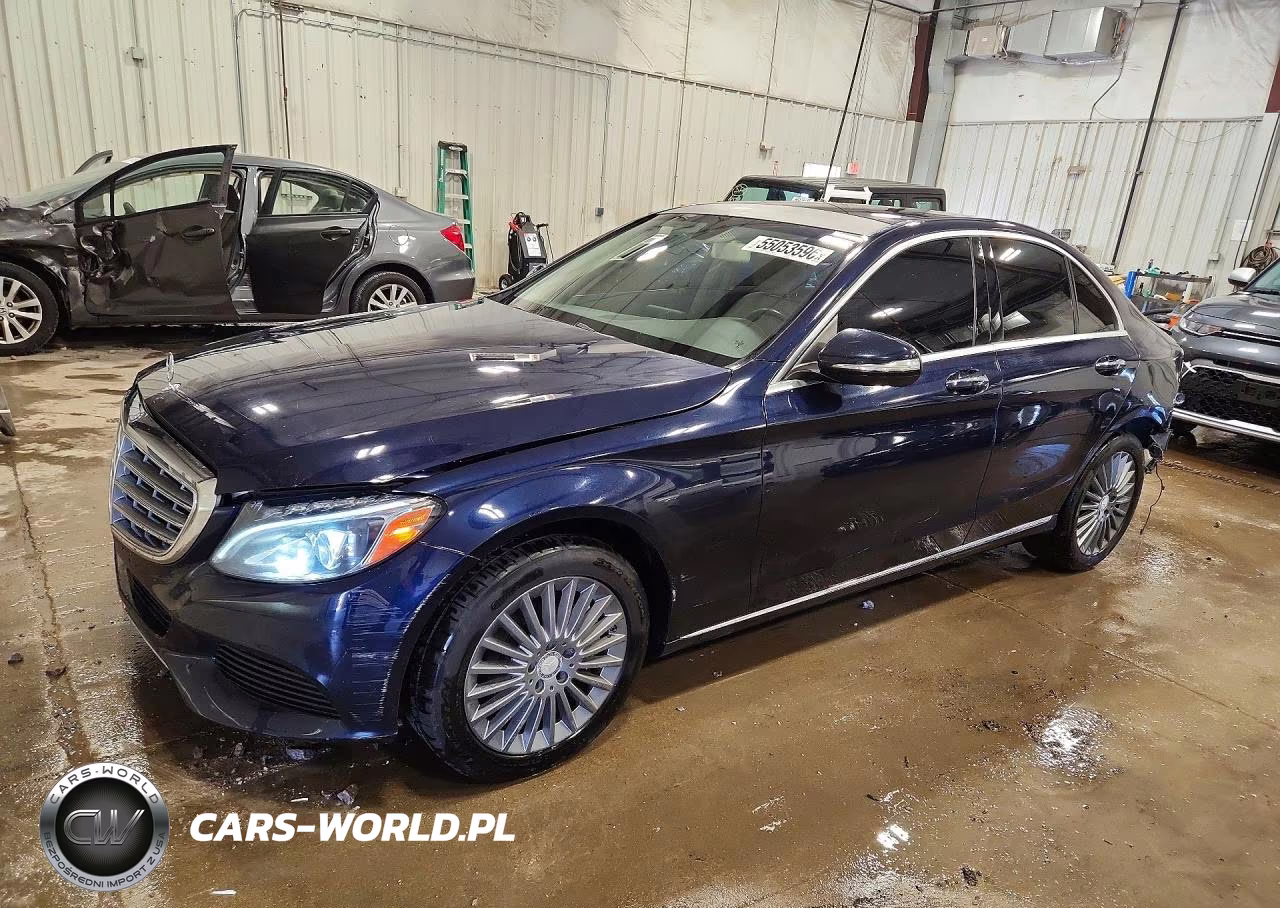 2015 Mercedes-Benz C 300 4Matic – zdjęcie 1 z 12