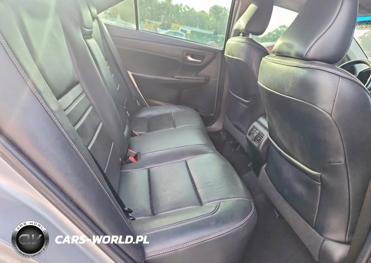 2015 Toyota Camry Xle VIN:4T1BF1FK0FU963032 - 10