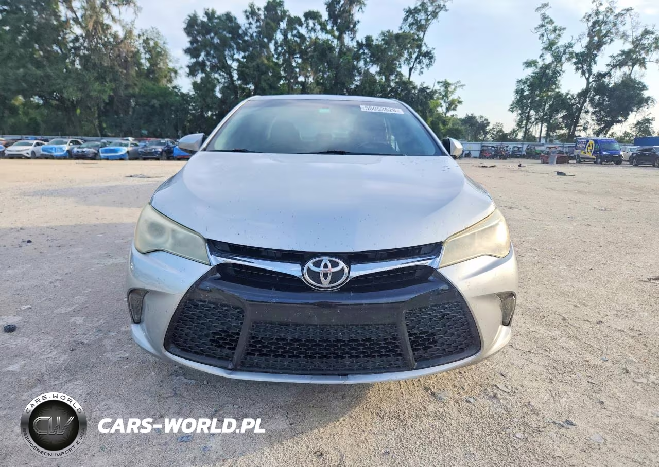 2015 Toyota Camry Xle VIN:4T1BF1FK0FU963032 - 5