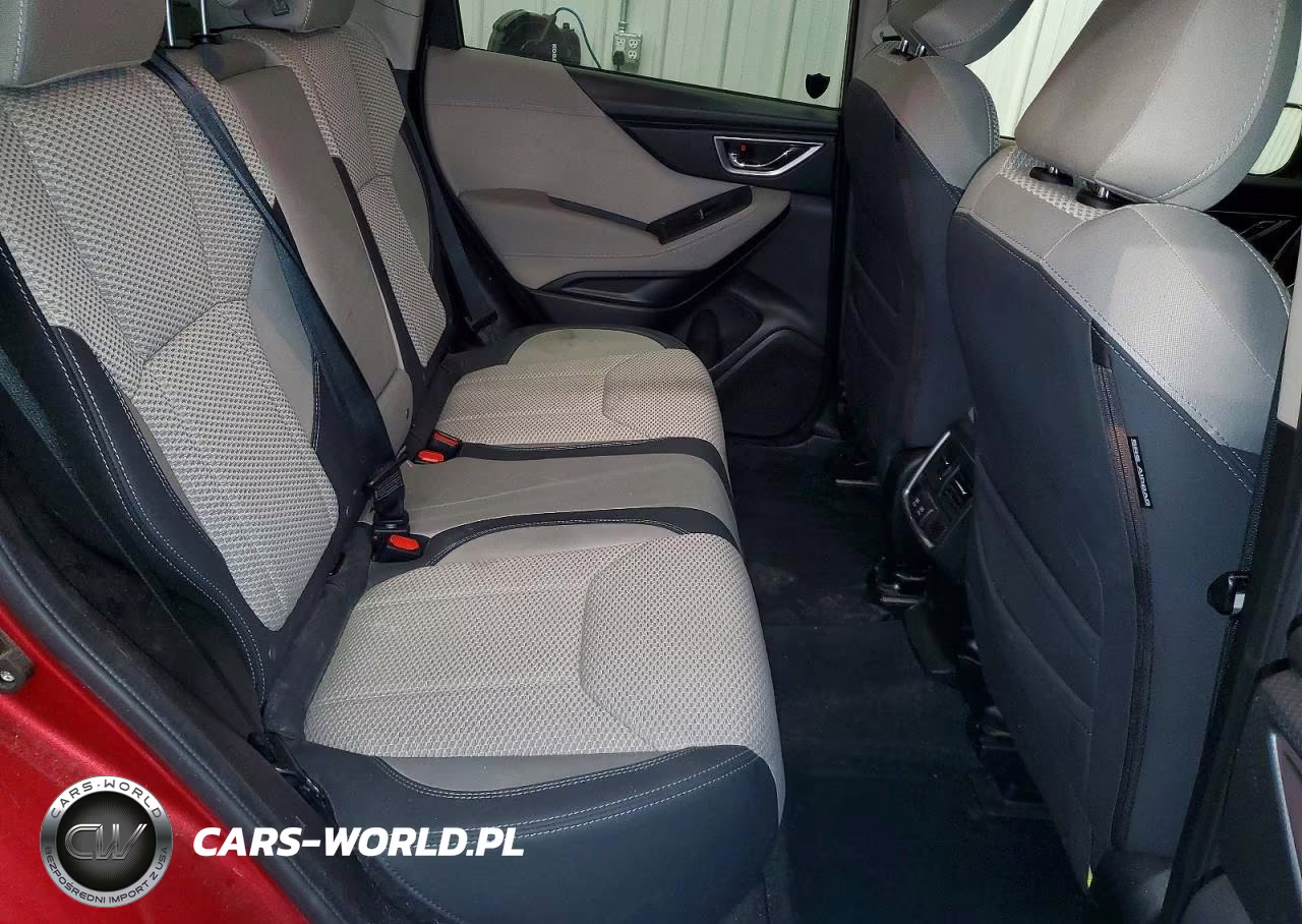 2020 Subaru Forester Premium VIN:JF2SKAJC0LH552056 - 11