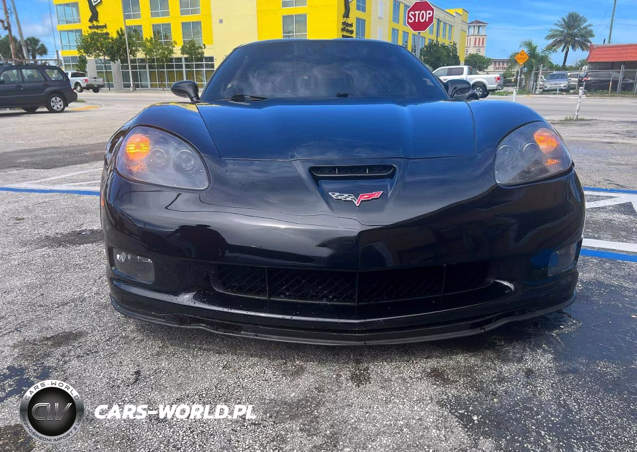 2010 Chevrolet Corvette Grand Sport VIN:1G1YT2DW8A5106410 - 12