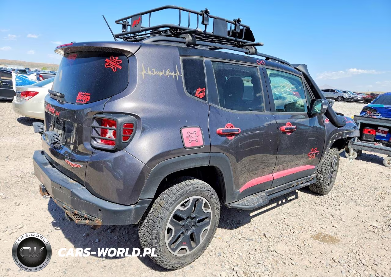 2017 Jeep Renegade Trailhawk VIN:ZACCJBCB8HPF99903 - 3