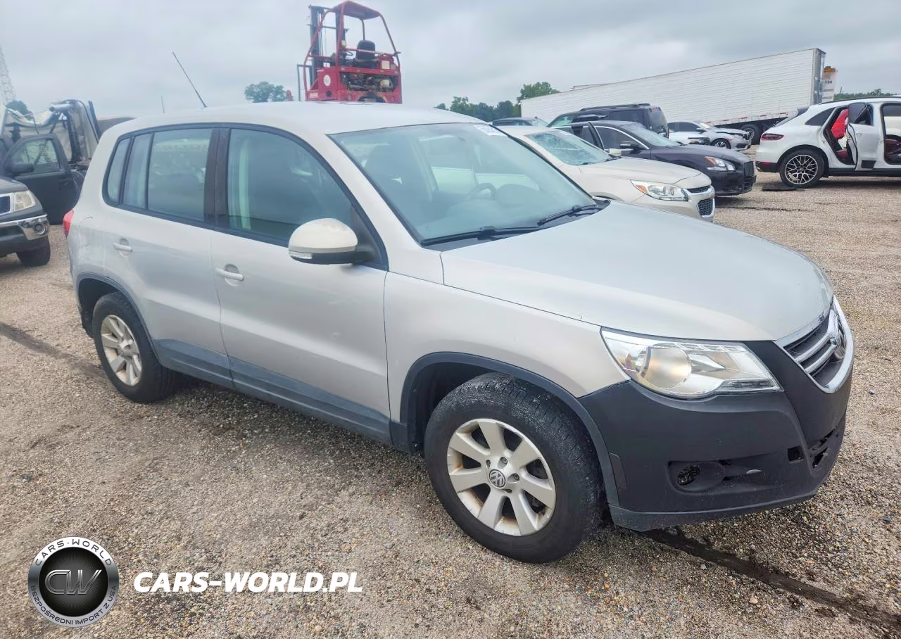 2009 Volkswagen Tiguan S VIN:WVGAV75N09W527156 - 4