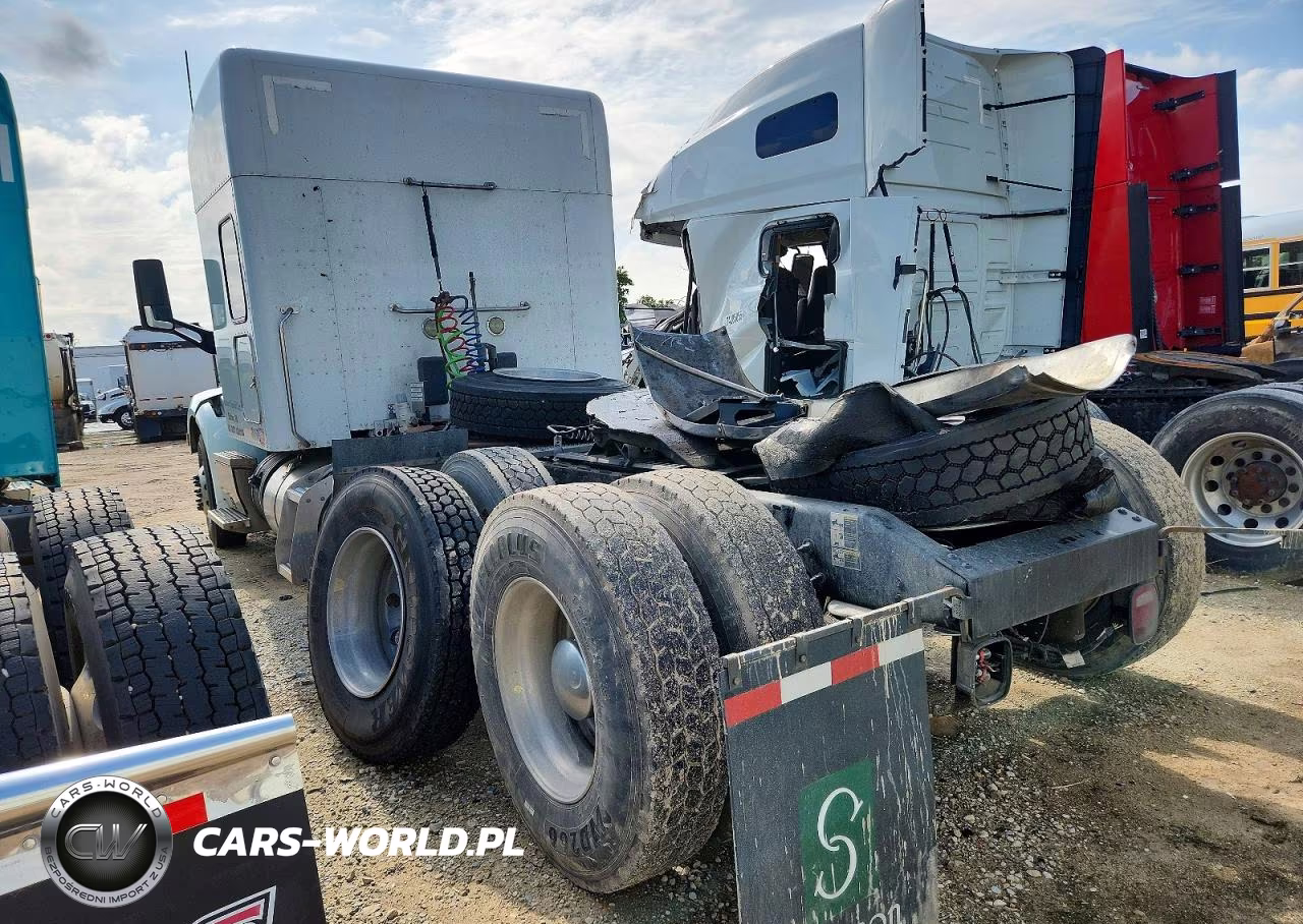 2018 Peterbilt 579 Semi Truck VIN:1XPBDP9X2JD458671 - 3