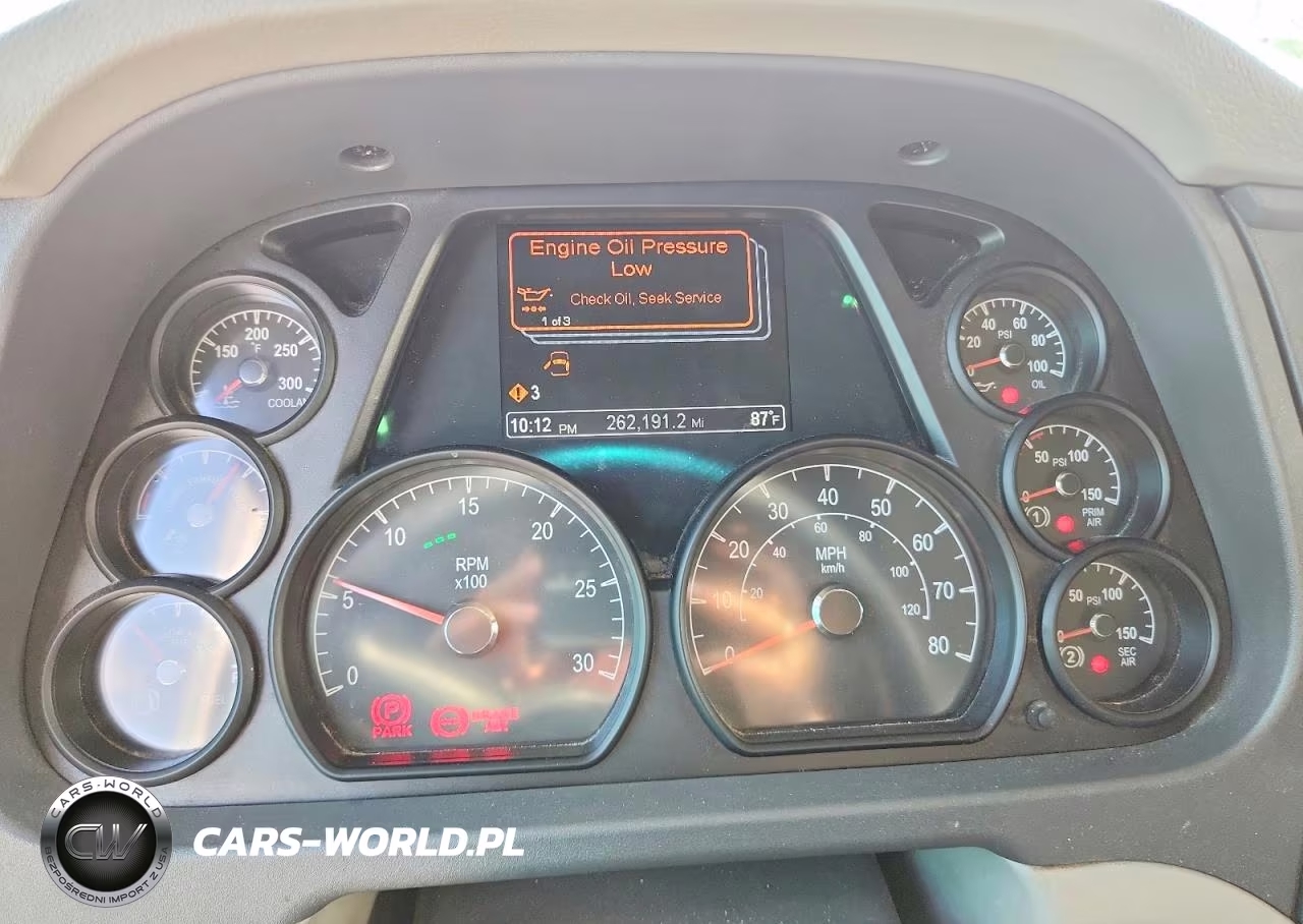 2018 Peterbilt 579 Semi Truck VIN:1XPBDP9X2JD458671 - 8
