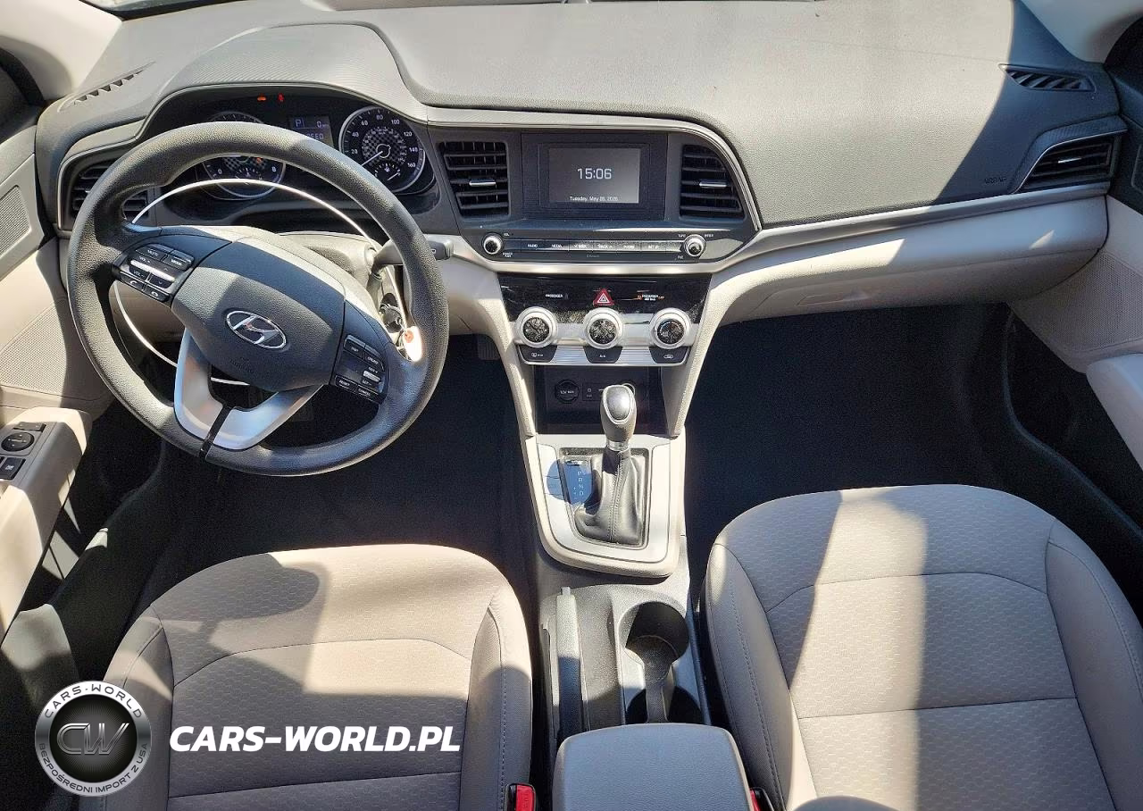 2019 Hyundai Elantra Se VIN:5NPD74LF5KH456585 - 8