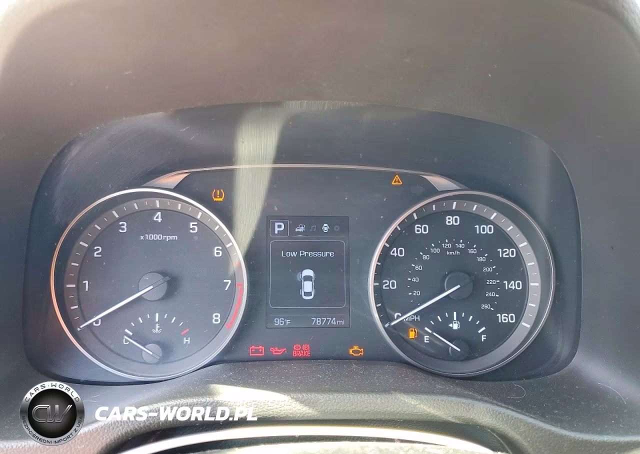 2018 Hyundai Elantra Sel VIN:5NPD84LF5JH264286 - 9