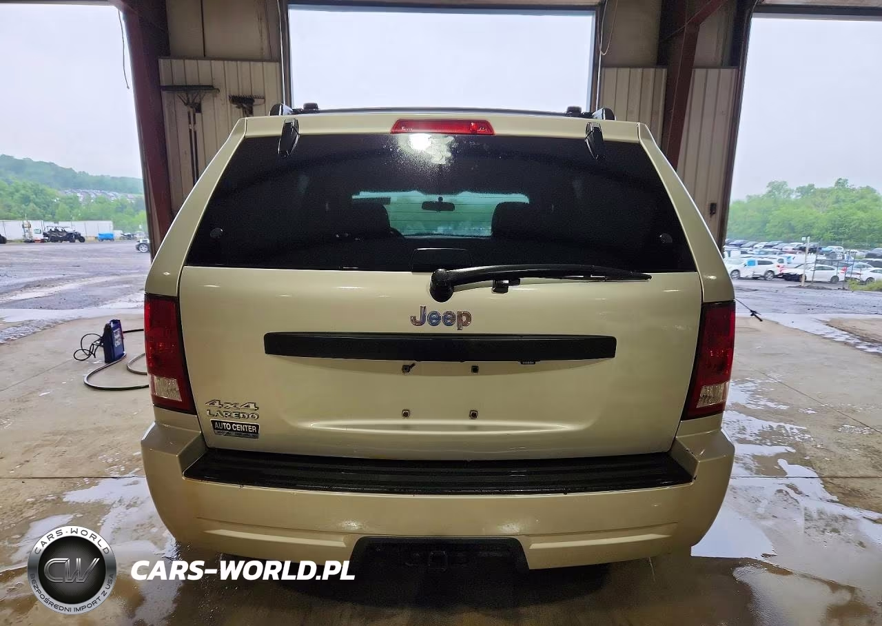 2009 Jeep Grand Cherokee Laredo VIN:1J8GR48K79C521710 - 6