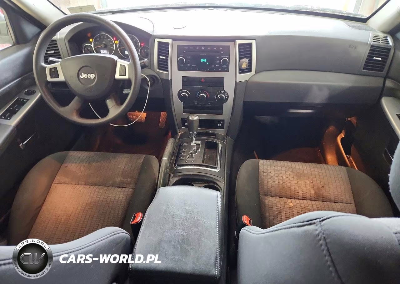 2009 Jeep Grand Cherokee Laredo VIN:1J8GR48K79C521710 - 8