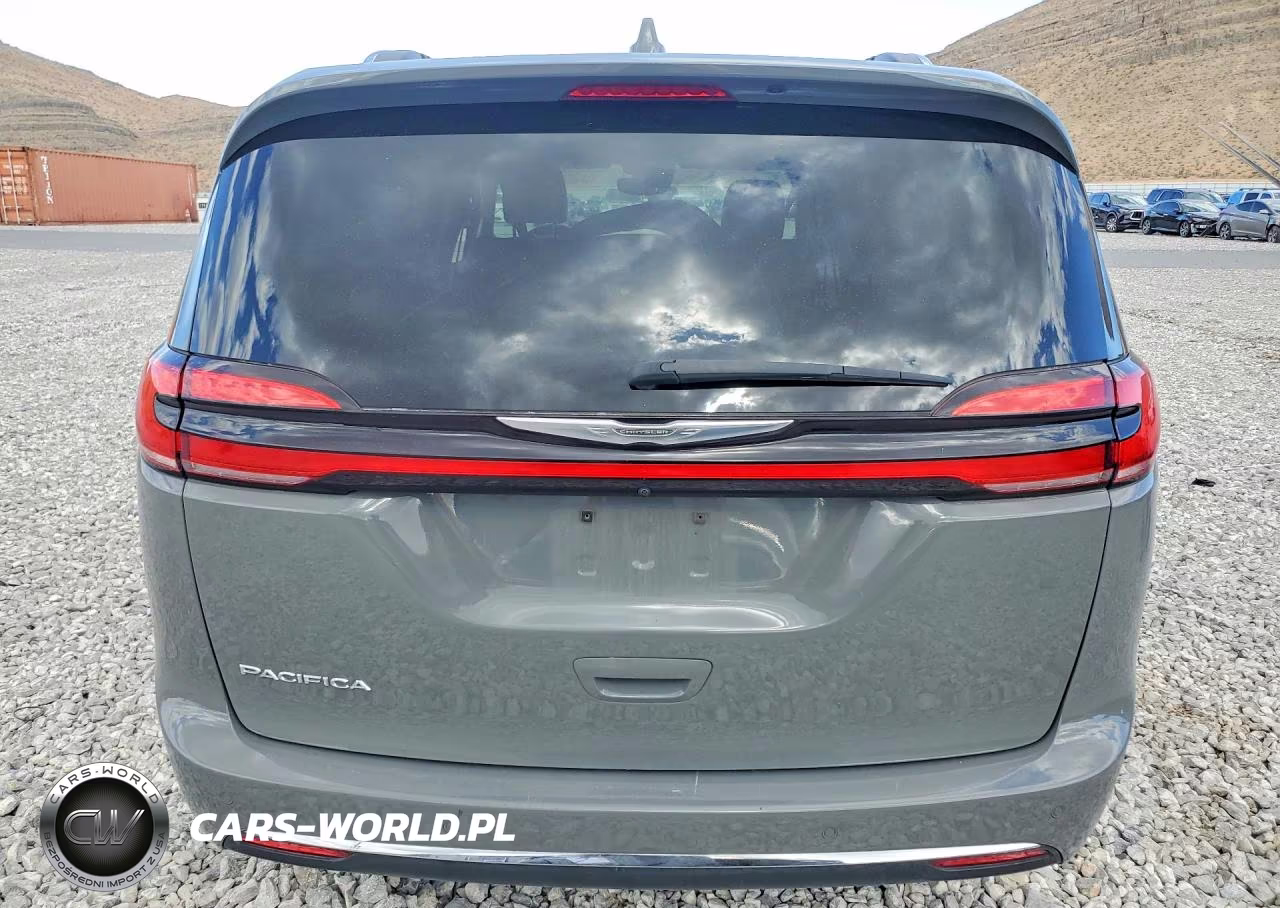 2021 Chrysler Pacifica Touring L VIN:2C4RC1BG8MR584903 - 6