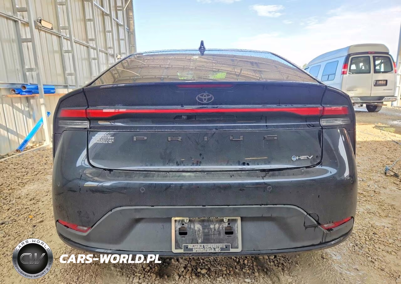 2026 Toyota Prius Le VIN:JTDADABU4T3033648 - 6