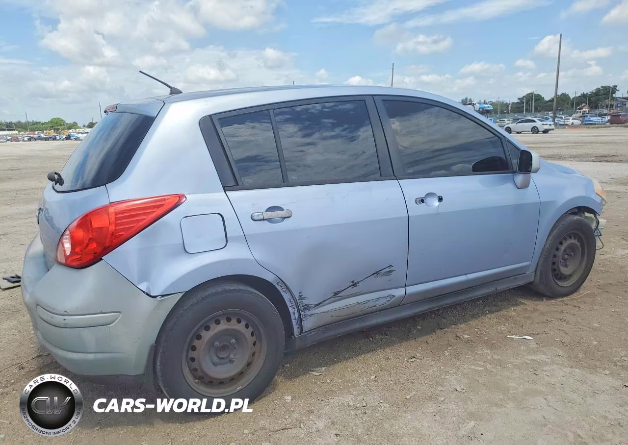 2010 Nissan Versa 1.8 S VIN:3N1BC1CP4AL418115 - 3
