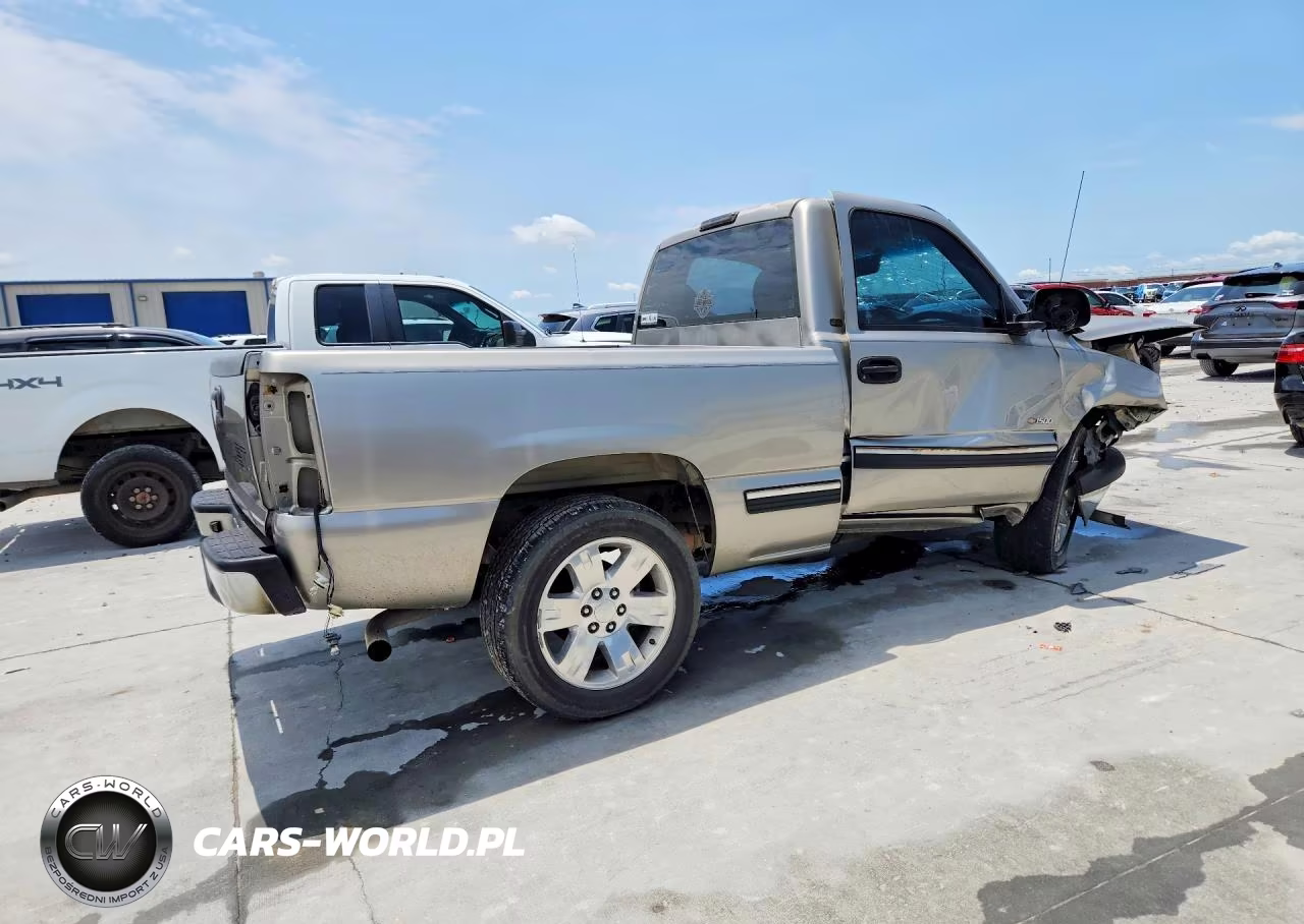 2002 Chevrolet Silverado C1500 VIN:1GCEC14W12Z156774 - 3