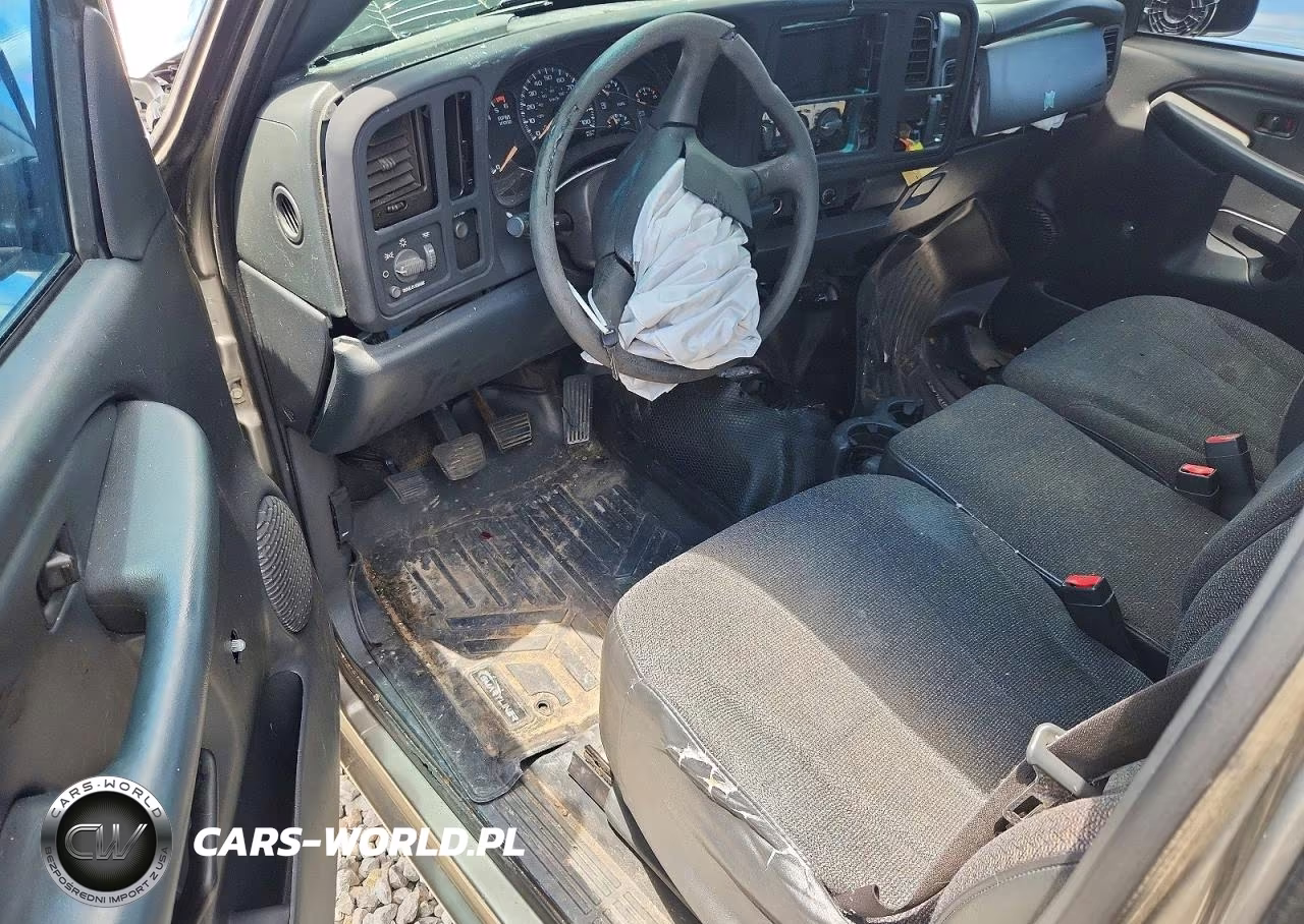 2002 Chevrolet Silverado C1500 VIN:1GCEC14W12Z156774 - 8