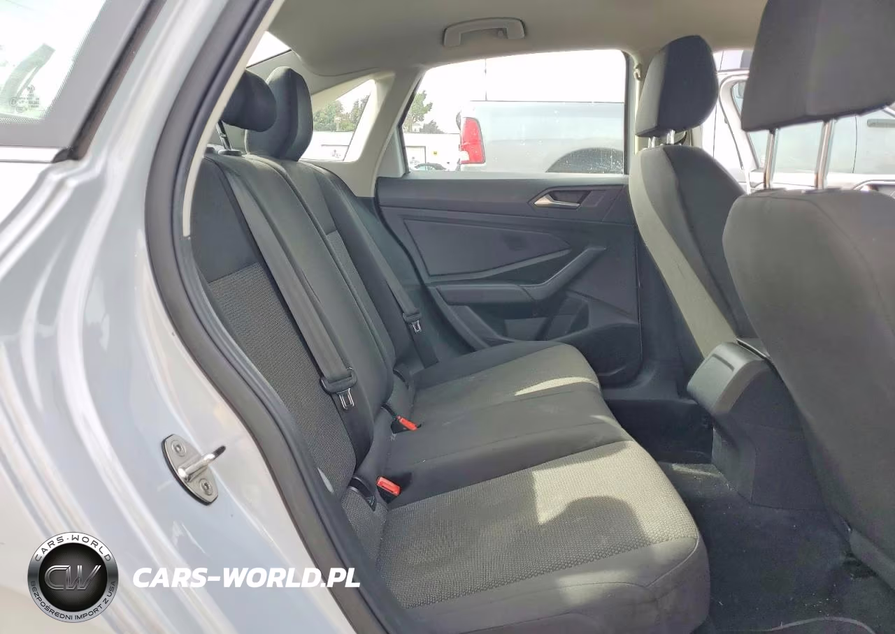 2019 Volkswagen Jetta S VIN:3VWC57BU6KM141238 - 10
