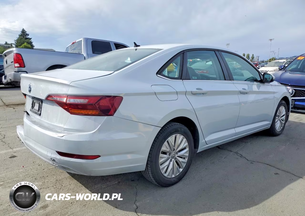2019 Volkswagen Jetta S VIN:3VWC57BU6KM141238 - 3