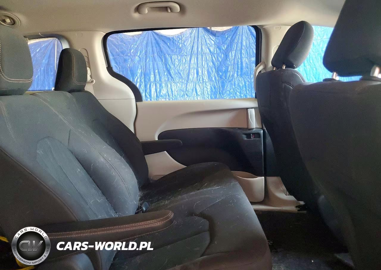 2019 Chrysler Pacifica L VIN:2C4RC1AG5KR703635 - 11
