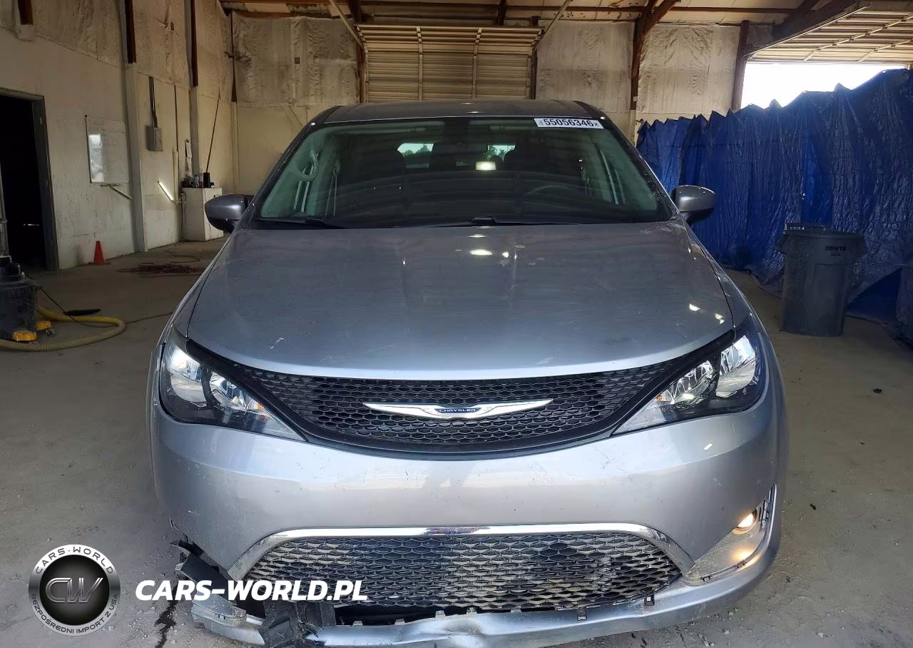 2019 Chrysler Pacifica L VIN:2C4RC1AG5KR703635 - 5