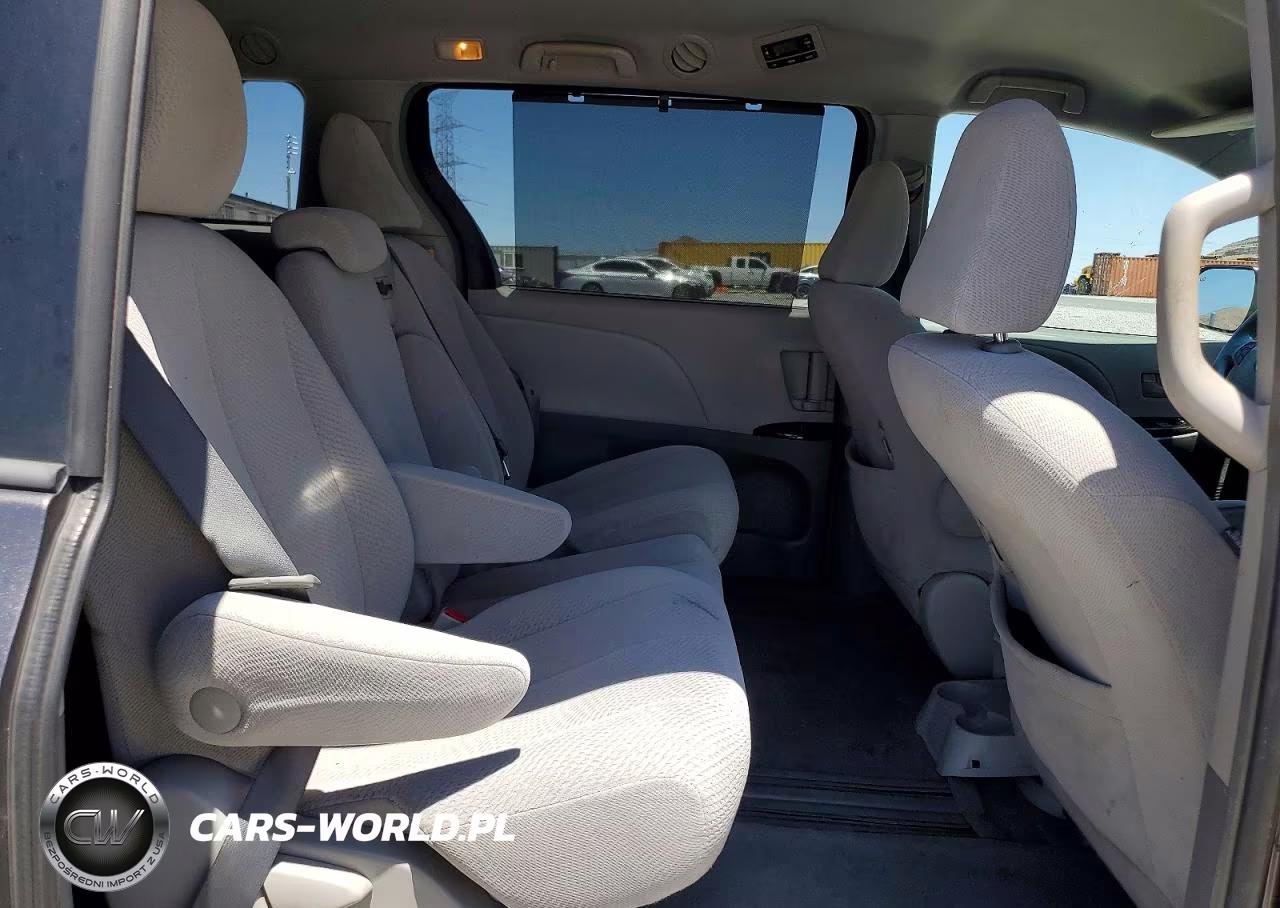 2013 Toyota Sienna Le VIN:5TDKK3DC5DS312827 - 11