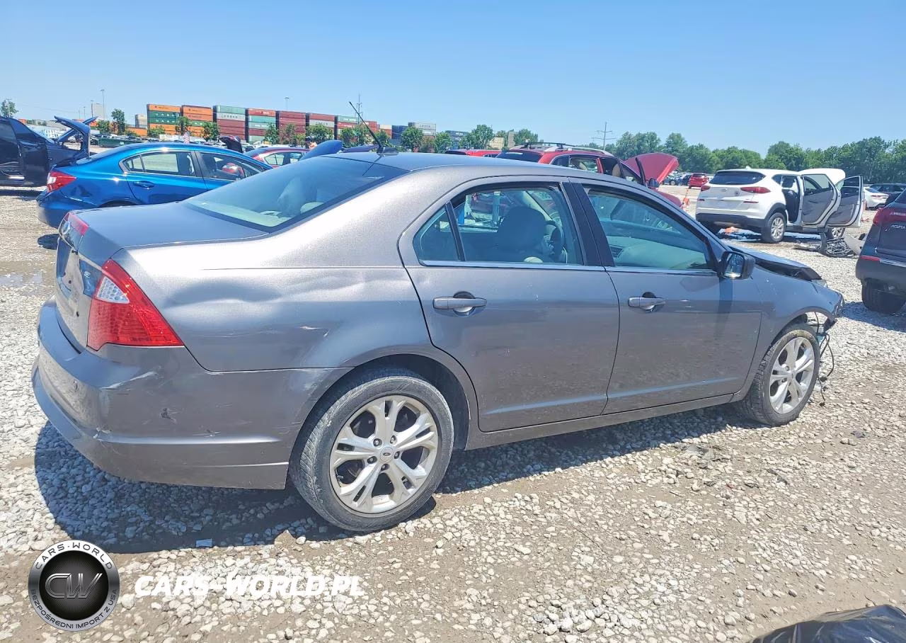 2012 Ford Fusion Se VIN:3FAHP0HA3CR410605 - 3