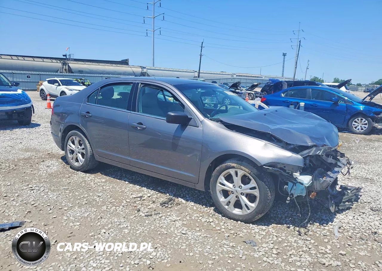 2012 Ford Fusion Se VIN:3FAHP0HA3CR410605 - 4