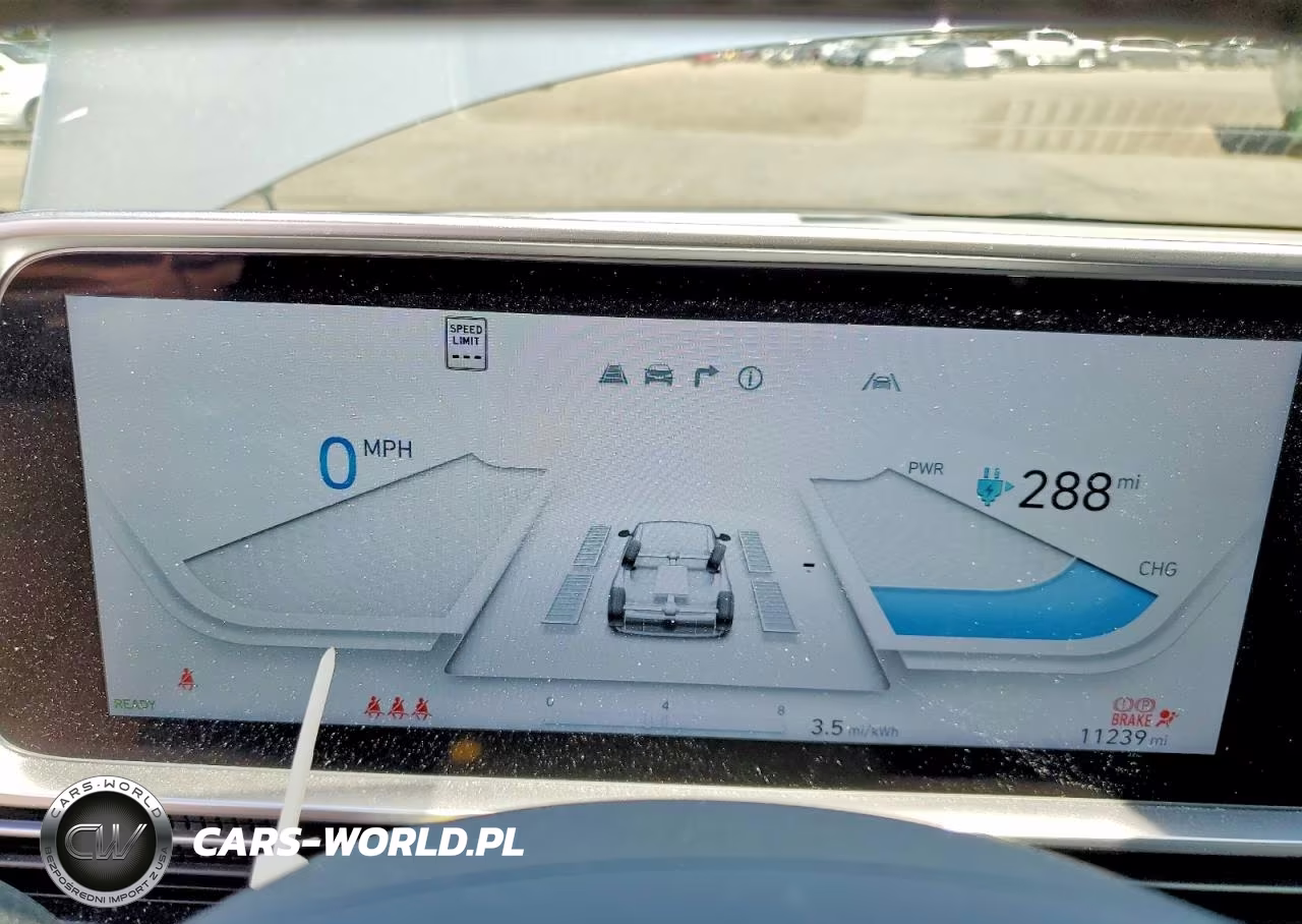 2025 Hyundai Ioniq 6 Limited VIN:KMHM54AC9SA099901 - 9