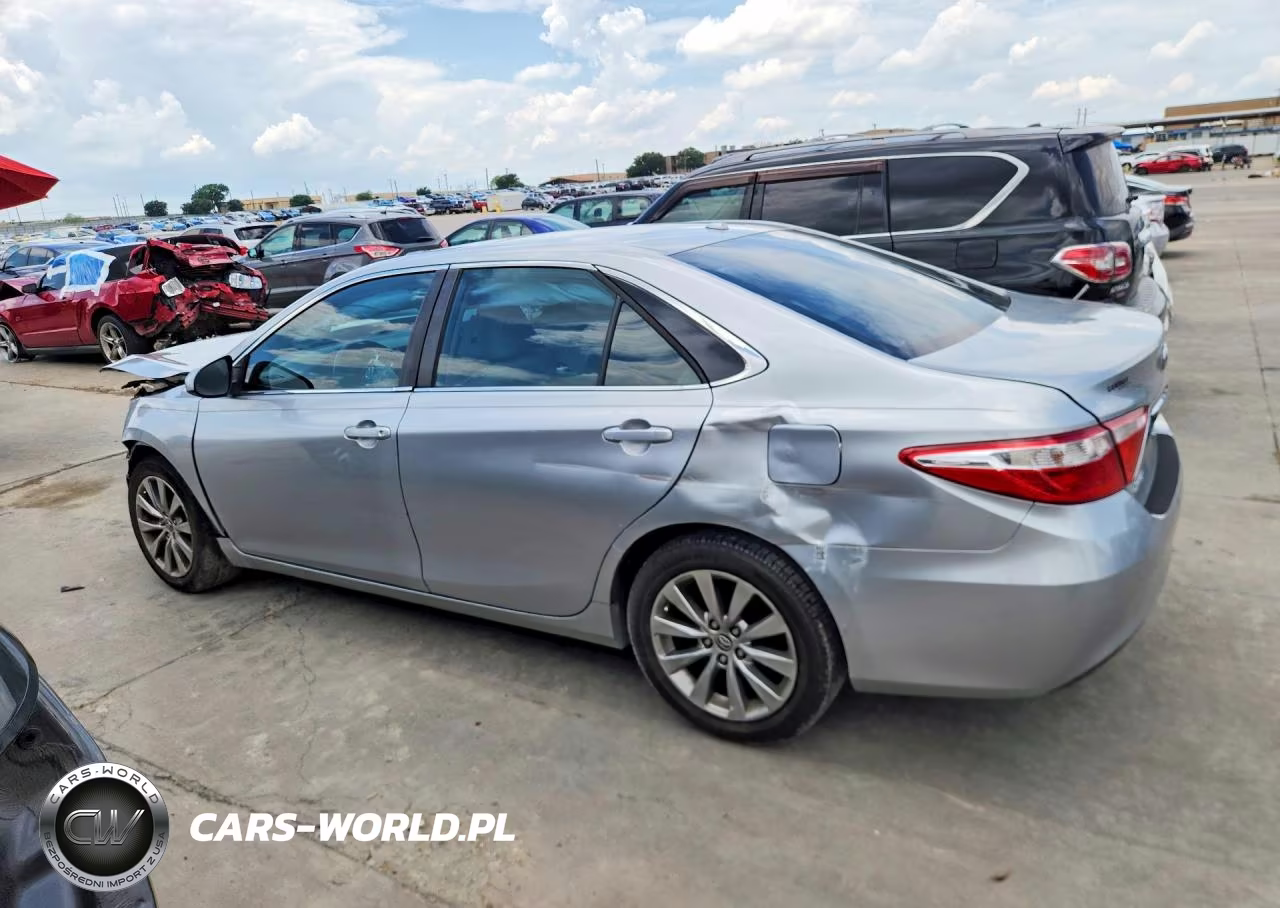 2015 Toyota Camry Xle VIN:4T1BF1FK9FU947623 - 2