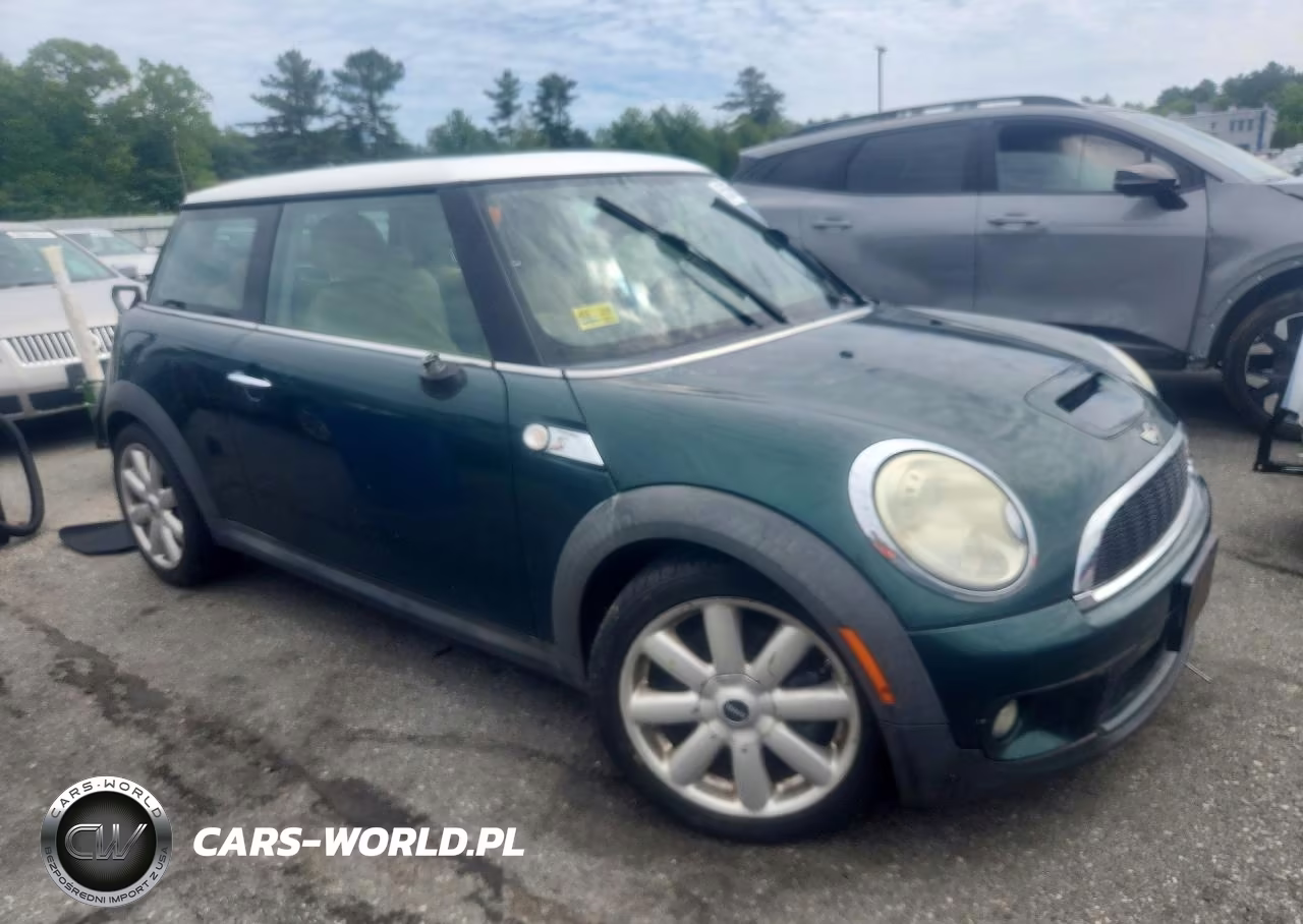 2009 Mini Cooper S VIN:WMWMF73529TW87510 - 4