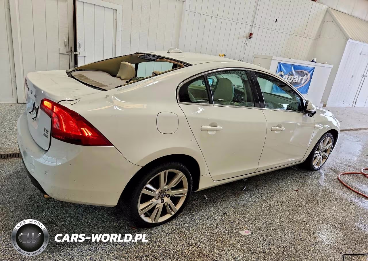2011 Volvo S60 T6 VIN:YV1902FH5B2014266 - 3