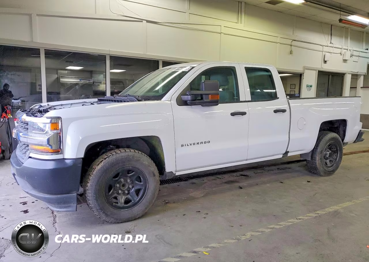 2017 Chevrolet Silverado C1500 – zdjęcie 1 z 13