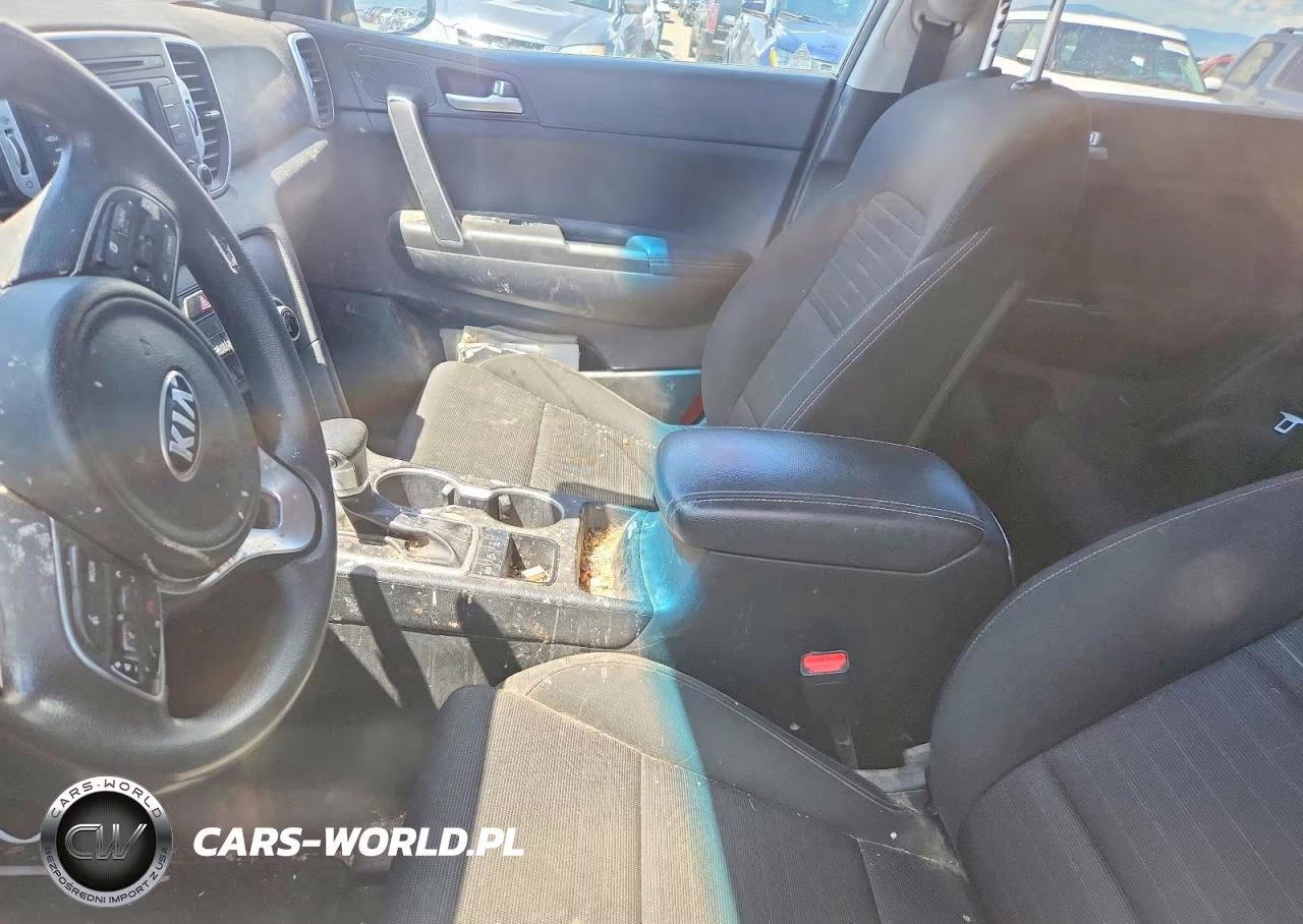 2018 Kia Sportage Lx VIN:KNDPMCAC8J7424600 - 8