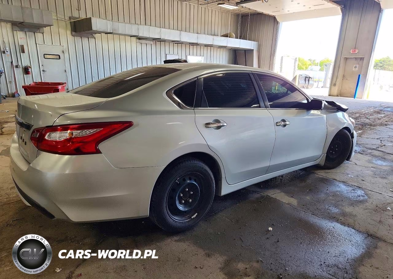 2016 Nissan Altima 2.5 VIN:1N4AL3AP3GN342456 - 3