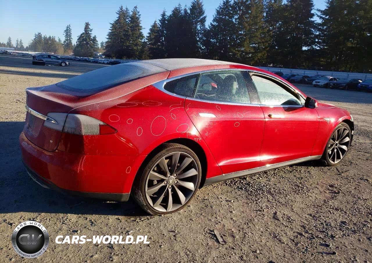 2015 Tesla Model S VIN:5YJSA1E18FF118157 - 3