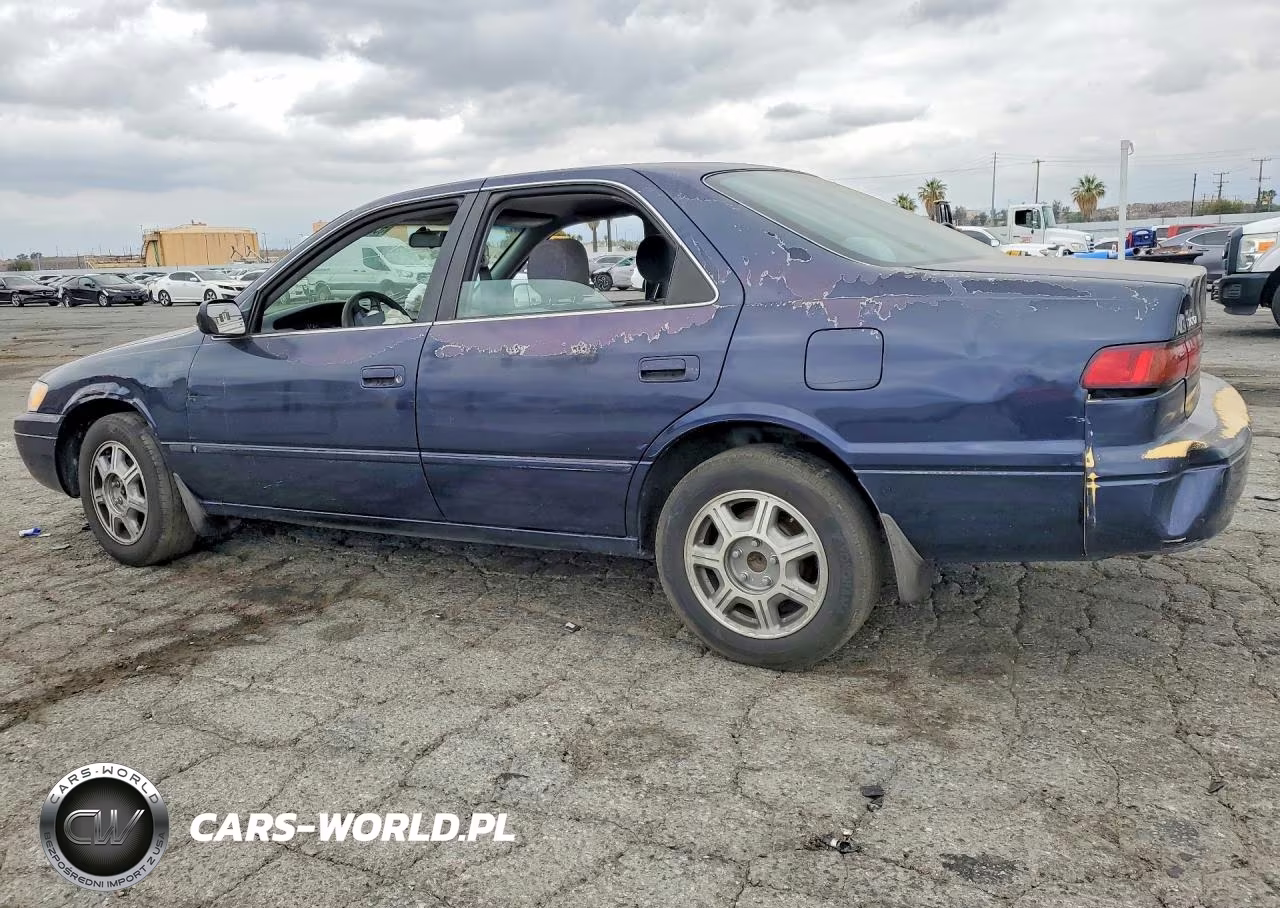 1998 Toyota Camry Le VIN:JT2BG22K9W0130858 - 2