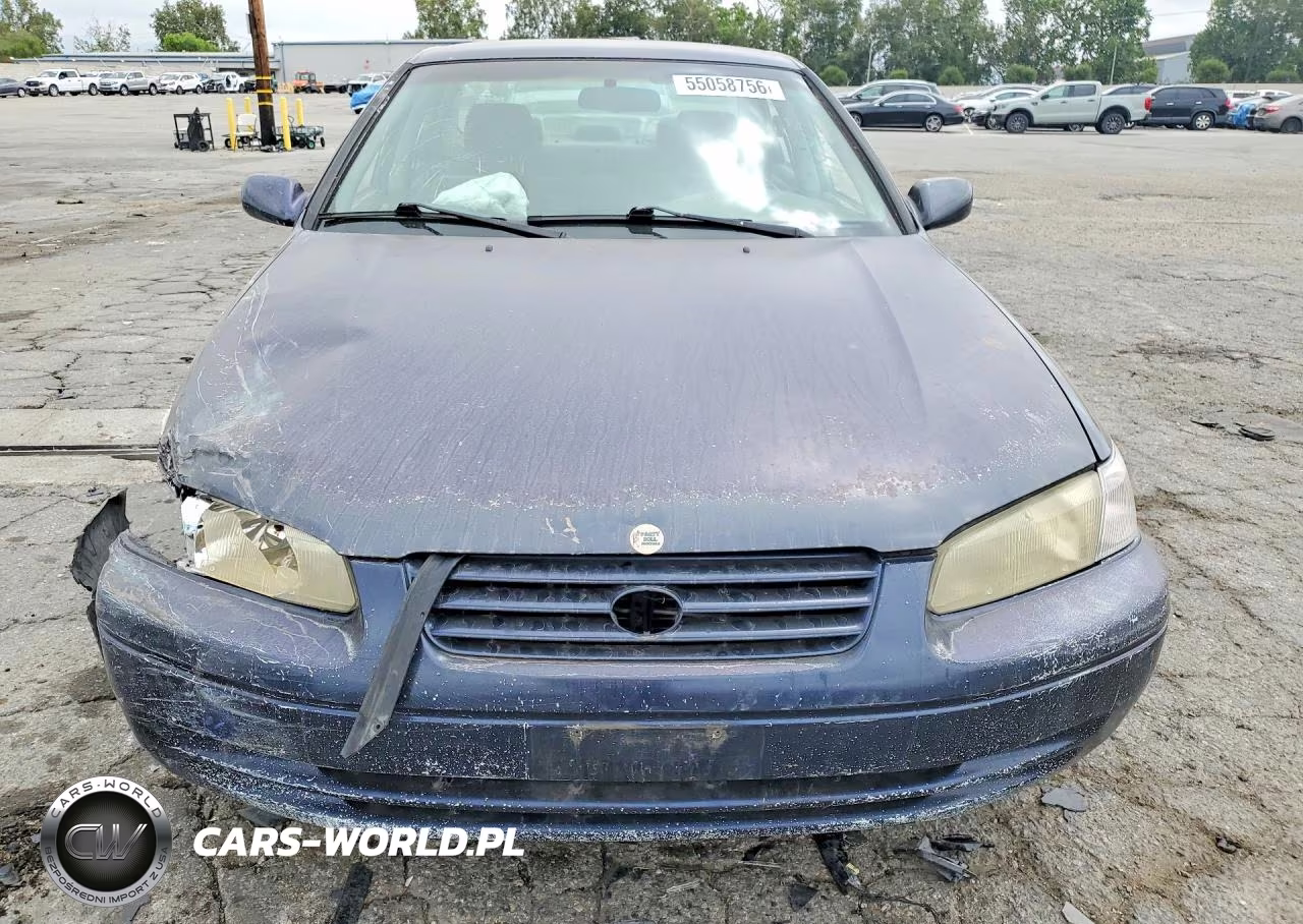 1998 Toyota Camry Le VIN:JT2BG22K9W0130858 - 5