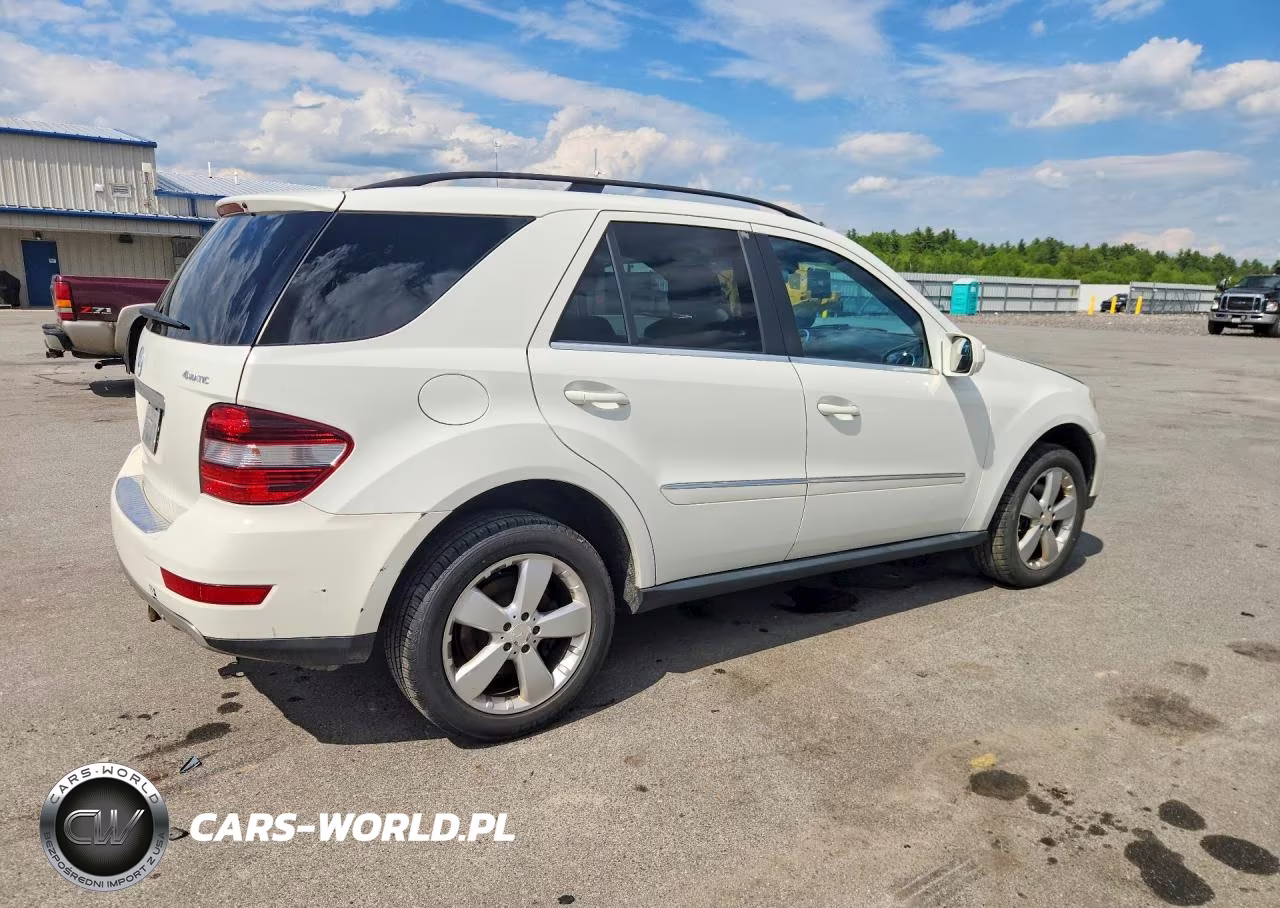 2010 Mercedes-Benz Ml 350 4Matic VIN:4JGBB8GB2AA597054 - 3